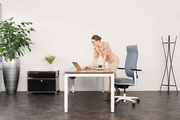 Ergonomische Bürostühle und Einrichtungslösungen